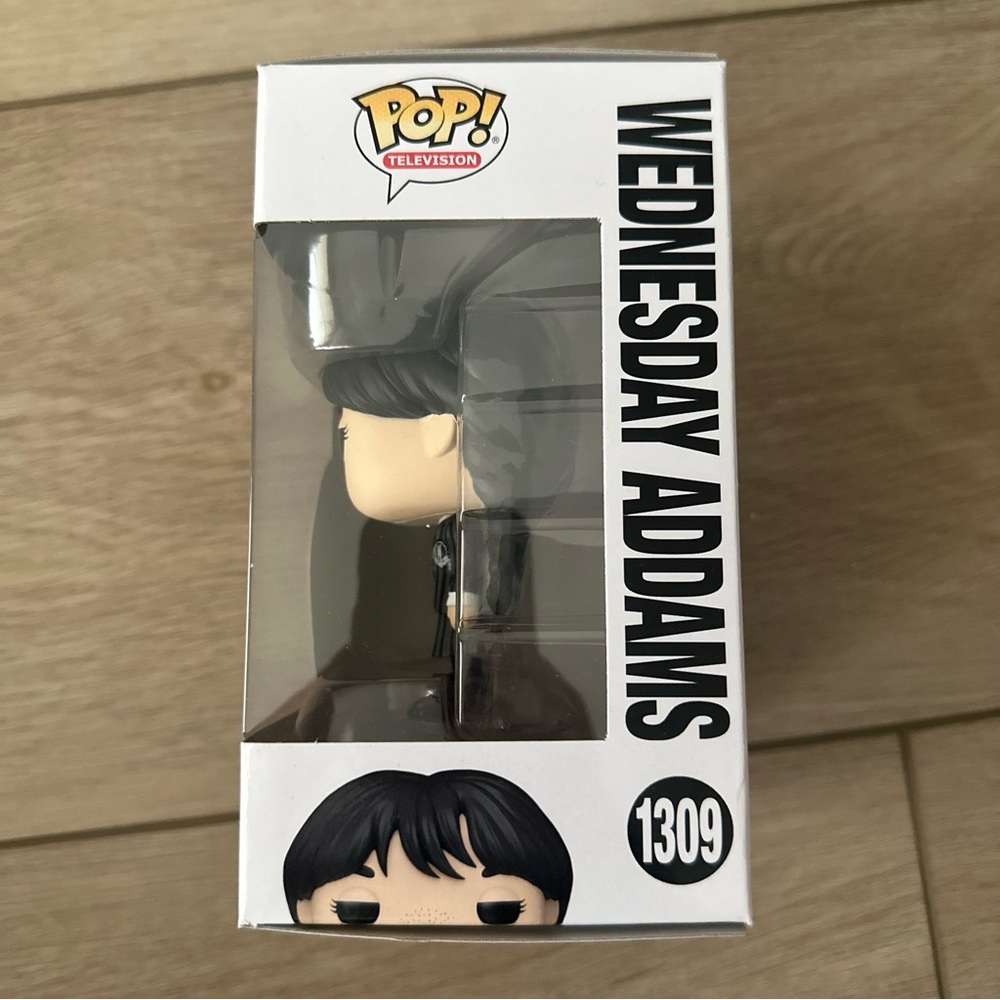 Funko POP! Wednesday Addams #1309 - Picture 2 of 8